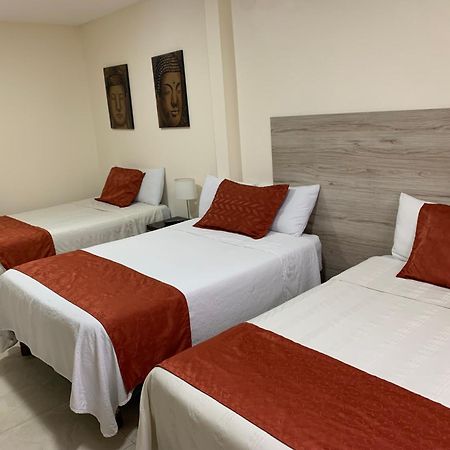 Hotel Las Mercedes Airport-Quito Tababela Exterior photo